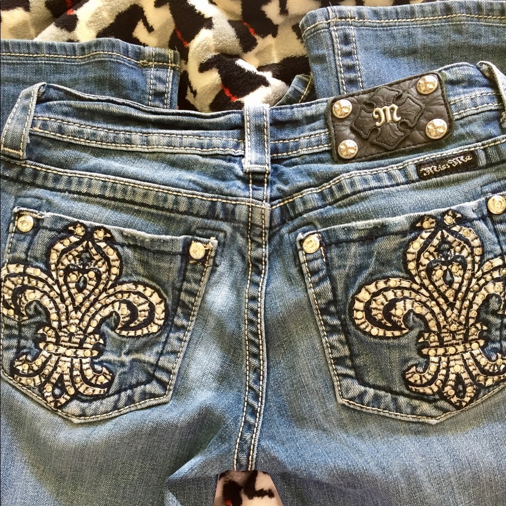 Size 28 MissMe Jeans!